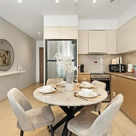 Smartstay At Burj Royale - Full Burj Khalifa View - Brand New Luxury Apartments Dubai Exterior foto